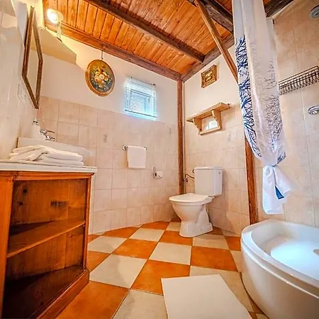 Bed & Breakfast Villafilippa Kresetice