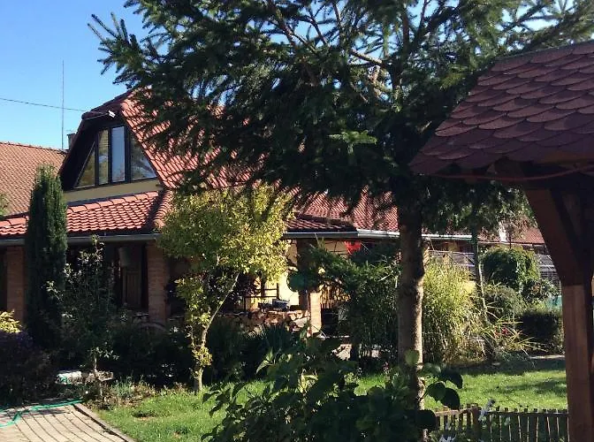 Villafilippa Bed & Breakfast Kresetice